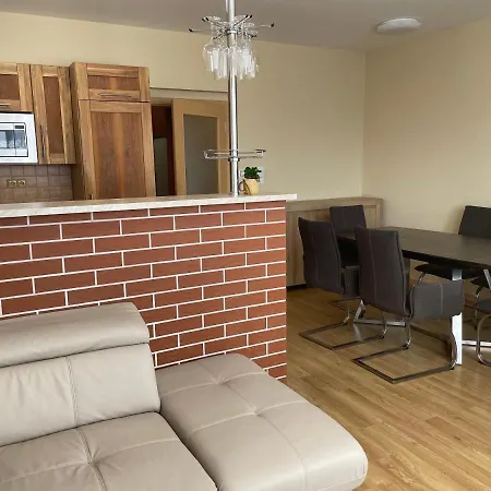 Apartment Kvartyra 11 De-lux *